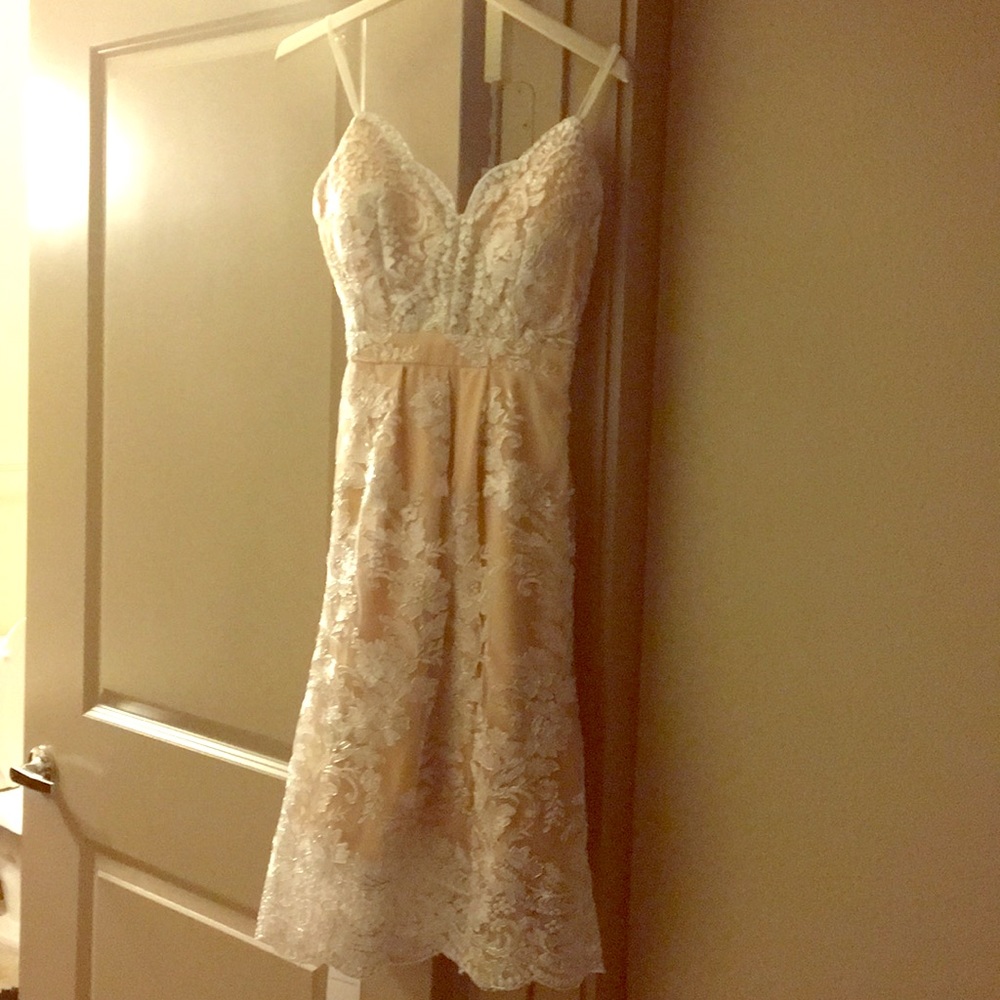 Goodnight Macaroon silver and beige dress